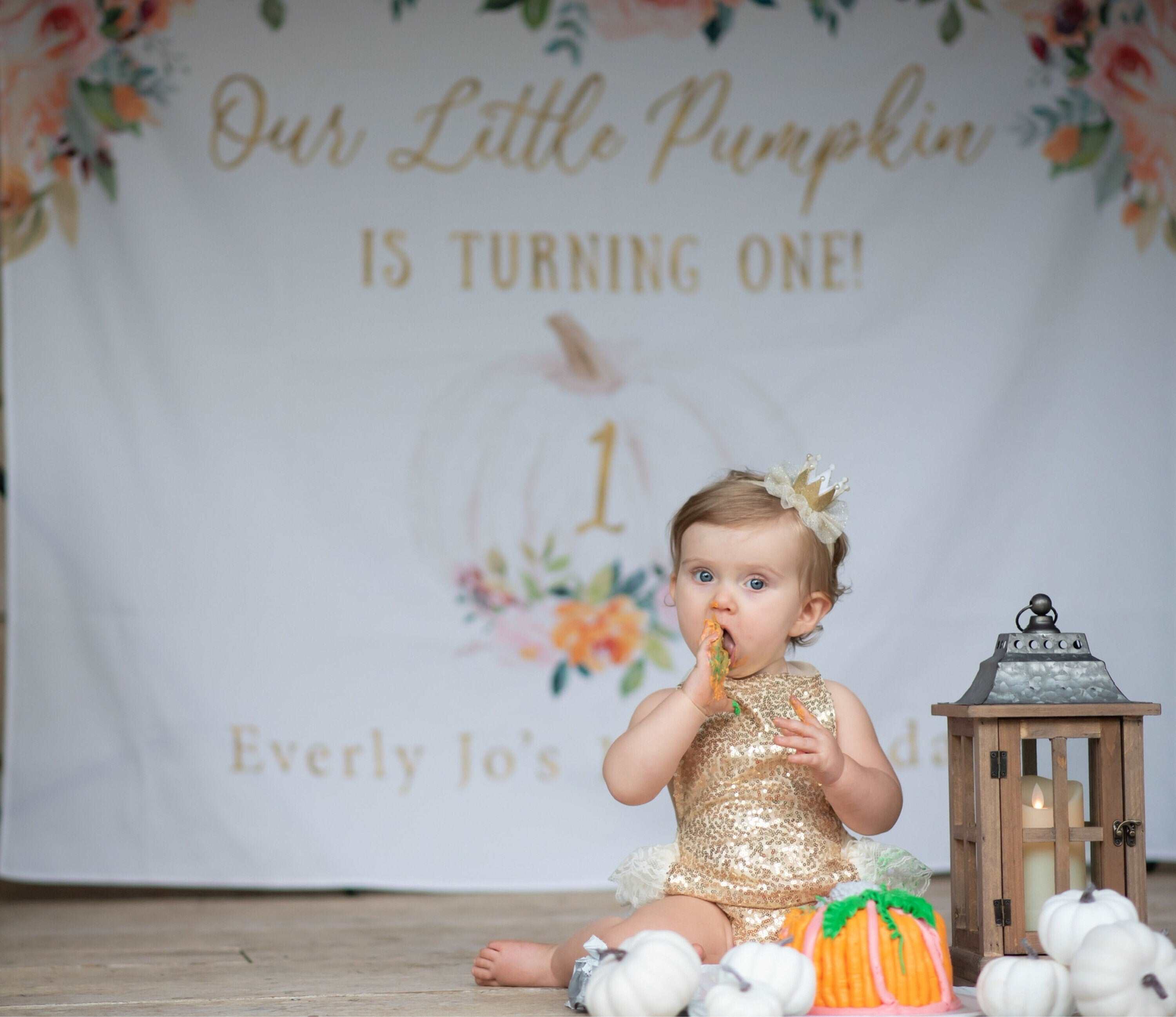 „Our Little Pumpkin Is Turning One“ Banner – Süße Deko Für 1. Geburtstag & Herbst-Baby-Shower