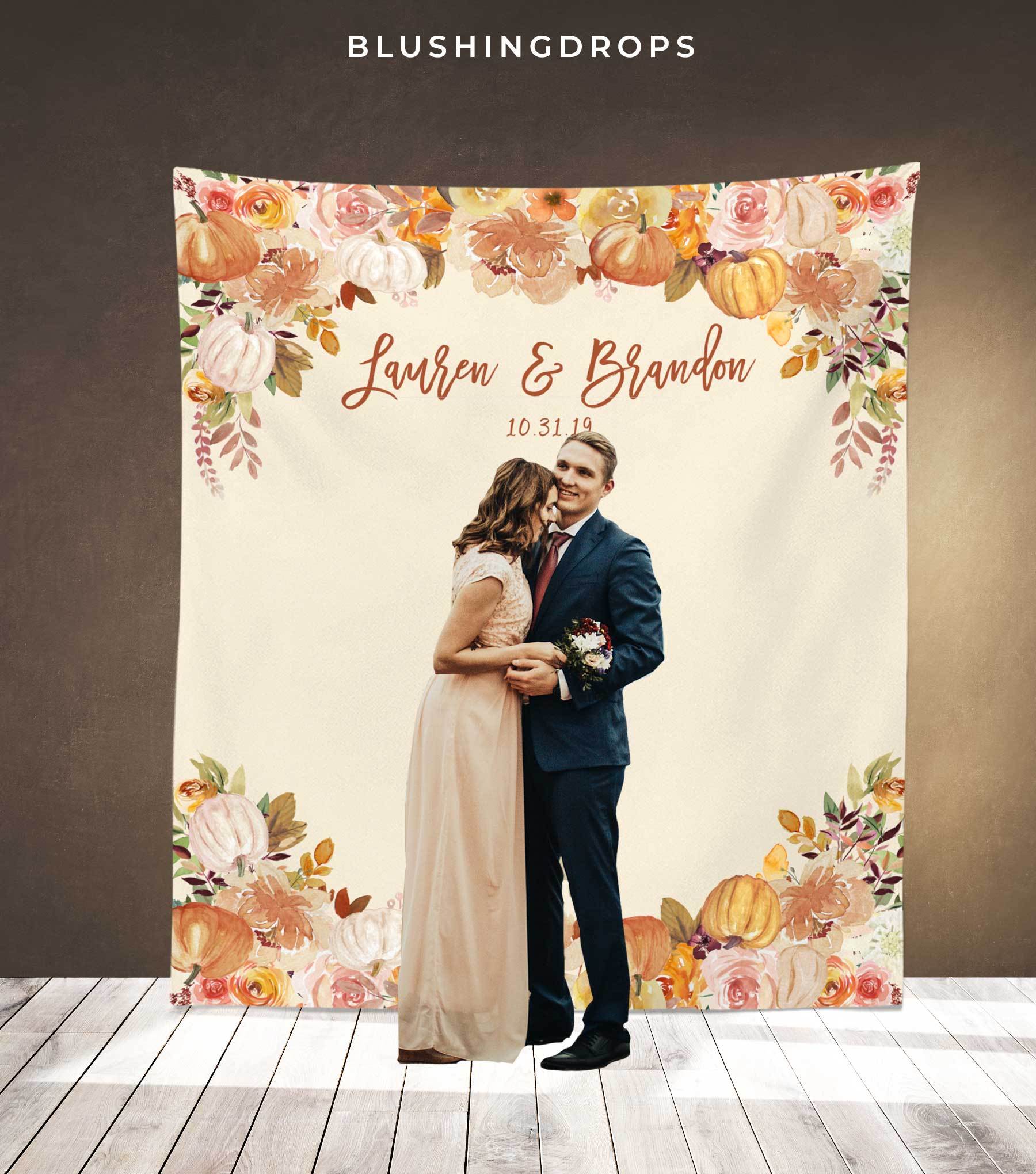 Fall Wedding Decorations, Pumpkin Wedding Photo Backdrop, Fall Engagement Backdrop, Fall Wedding Ideas, Autumn Wedding, October Wedding